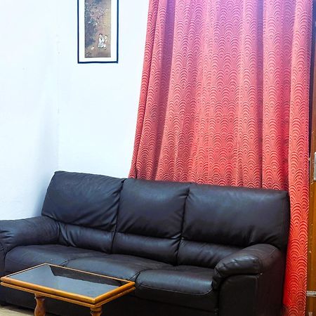 Vcs Apartments Parassinikadavu Parassinikkadavu Esterno foto