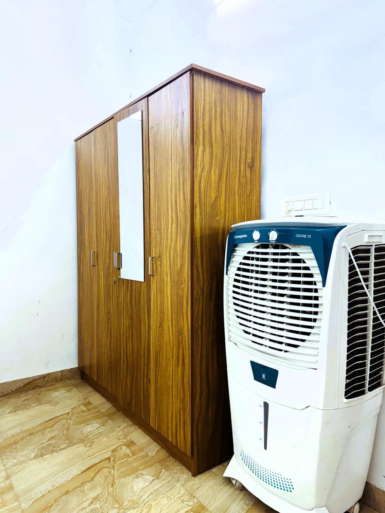 Vcs Apartments Parassinikadavu Parassinikkadavu Esterno foto